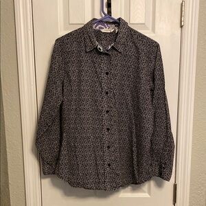 Liz Claiborne Black and White Casual Button Down Shirt